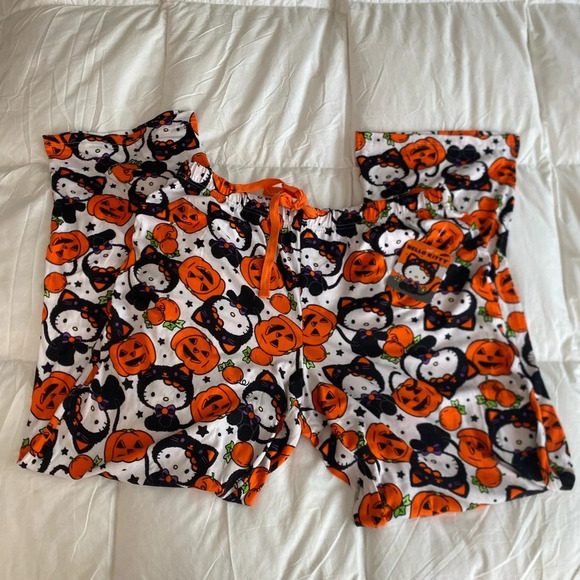 Hello Kitty Halloween Pajamas - Picture 1 of 2